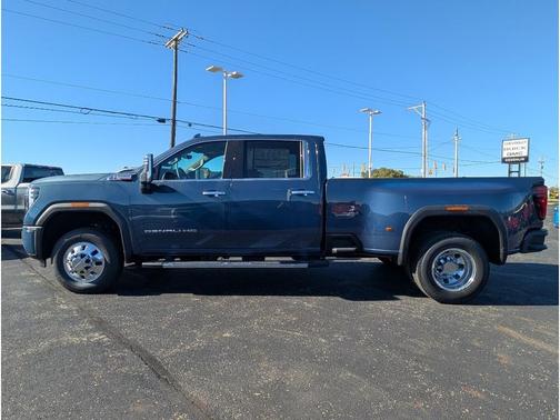 2026 GMC Sierra 3500 Denali