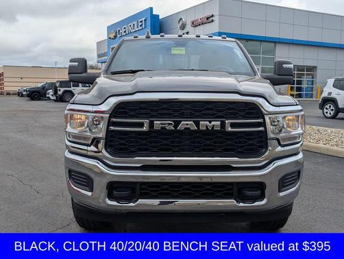 2024 RAM 2500 Tradesman Crew Cab 4x4 6'4' Box
