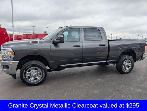 2024 RAM 2500 Tradesman Crew Cab 4x4 6'4' Box