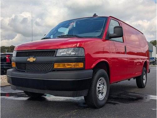 2025 Chevrolet Express 2500 RWD 2500 Regular Wheelbase WT