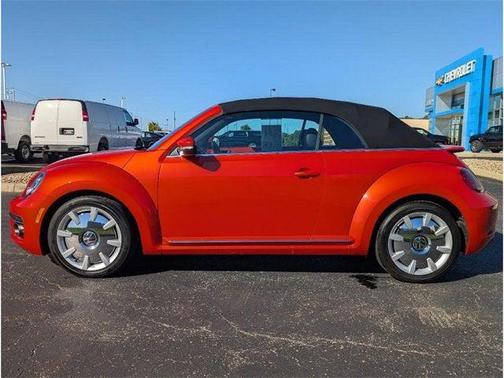 2019 Volkswagen Beetle 2.0T S