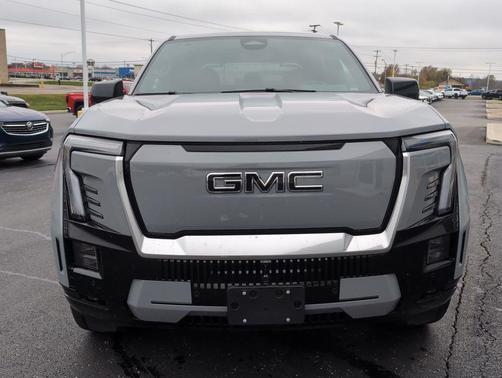 2024 GMC Sierra EV Denali Edition 1