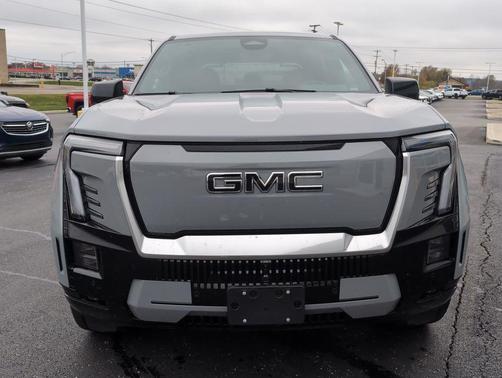 2024 GMC Sierra EV Denali Edition 1