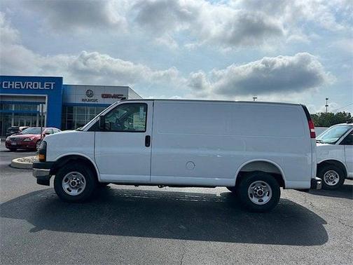 2025 GMC Savana 2500 Work Van