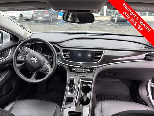 2017 Buick LaCrosse Essence