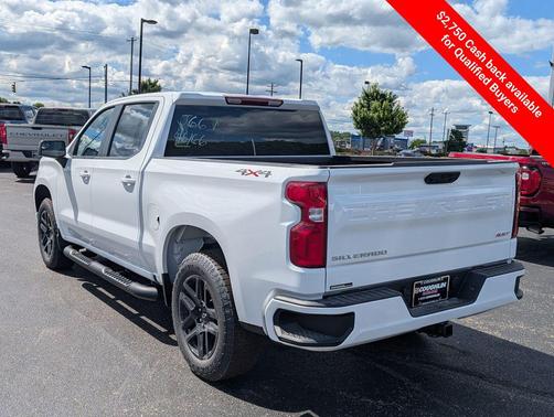 Summit White 2026 Chevrolet Silverado 1500 RST