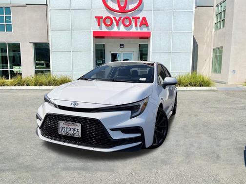 2025 Toyota Corolla SE