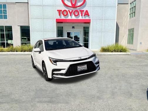2025 Toyota Corolla SE