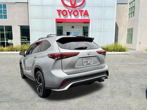2021 Toyota Highlander XSE