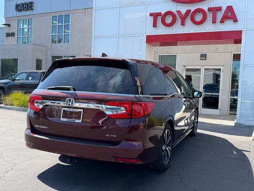 2019 Honda Odyssey Elite