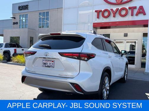 2024 Toyota Highlander Platinum