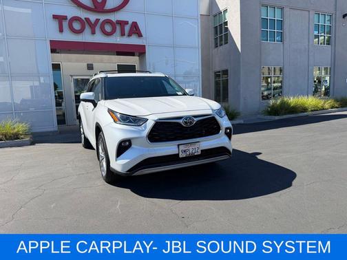 2024 Toyota Highlander Platinum