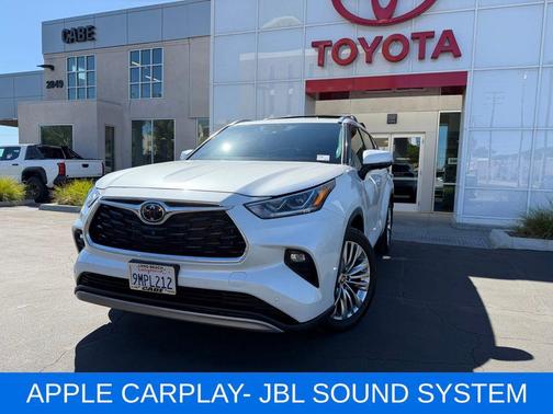 2024 Toyota Highlander Platinum