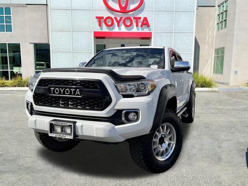 2017 Toyota Tacoma Limited