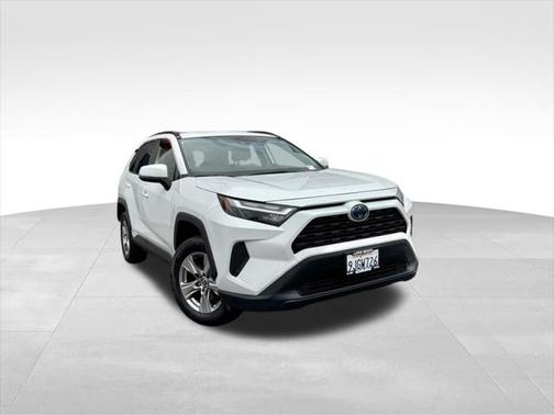 2023 Toyota RAV4 Hybrid LE