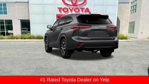 2025 Toyota Highlander Hybrid XLE