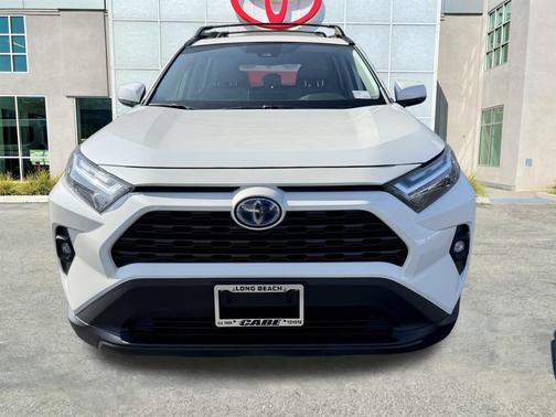 2022 Toyota RAV4 Hybrid XLE Premium