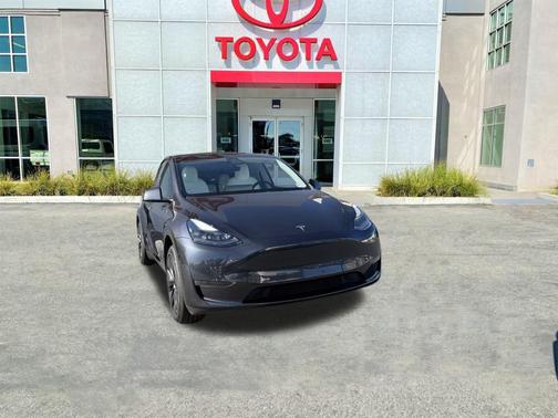 2024 Tesla Model Y Base