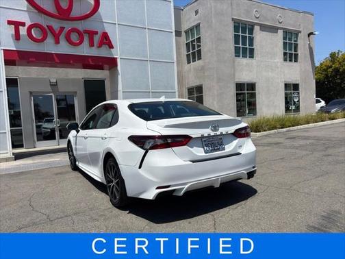 2023 Toyota Camry SE