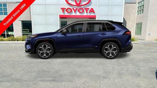 2025 Toyota RAV4 Hybrid SE
