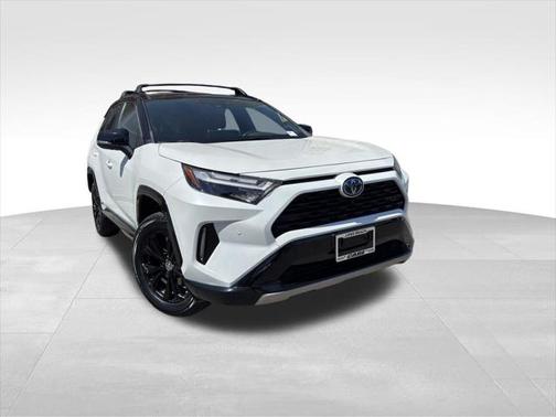 2024 Toyota RAV4 Hybrid SE