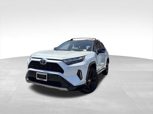 2024 Toyota RAV4 Hybrid SE