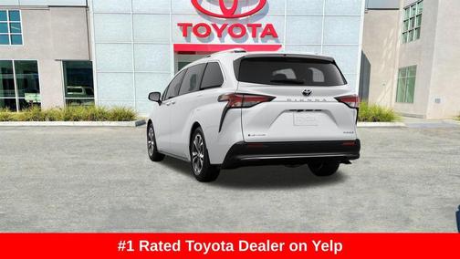 2025 Toyota Sienna Platinum 7 Passenger