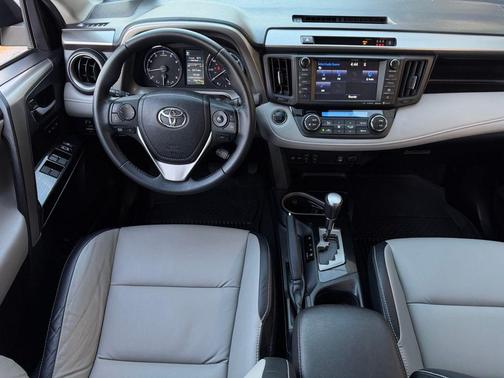 2017 Toyota RAV4 Limited