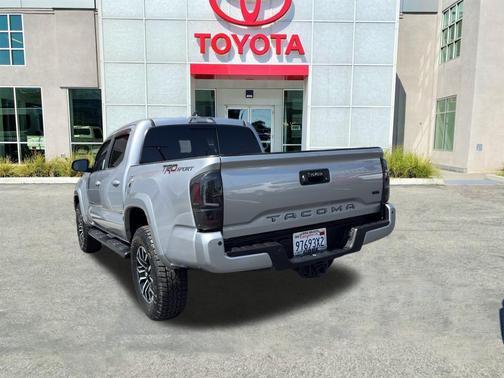 2020 Toyota Tacoma TRD Sport