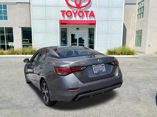 Gun Metallic 2020 Nissan Sentra SV