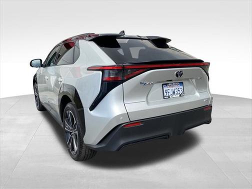 2023 Toyota bZ4X Limited