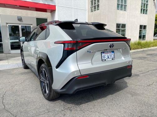 2023 Toyota bZ4X Limited