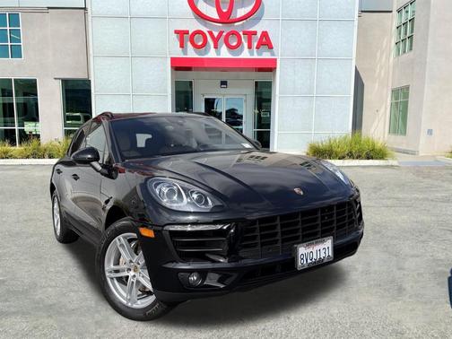 2018 Porsche Macan S