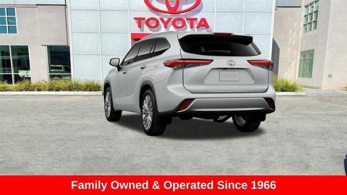 2026 Toyota Highlander Platinum