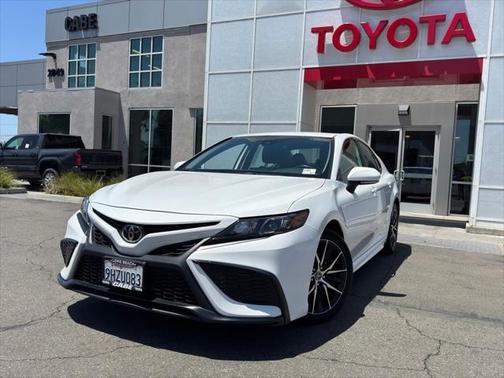 2024 Toyota Camry SE