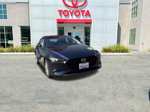 2022 Mazda Mazda3 FWD