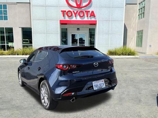 2022 Mazda Mazda3 FWD