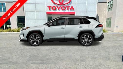 2025 Toyota RAV4 Hybrid SE