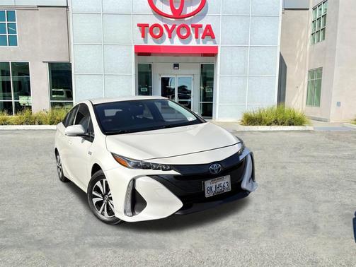 2019 Toyota Prius Prime Plus