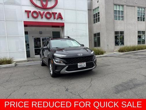 2023 Hyundai KONA SEL