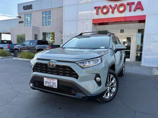 2021 Toyota RAV4 XLE Premium