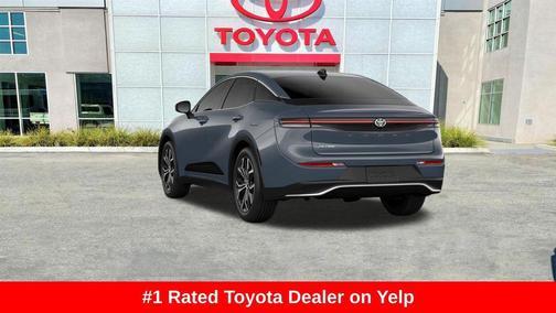 01l6 2026 Toyota Crown XLE