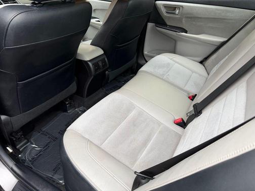 2015 Toyota Camry XLE