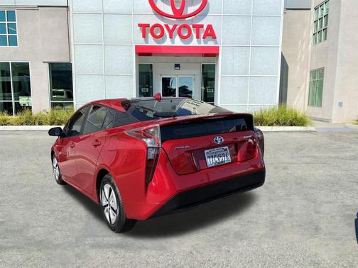 2017 Toyota Prius Three
