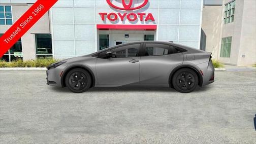 2025 Toyota Prius LE