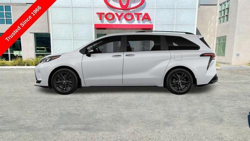 2026 Toyota Sienna XSE 7 Passenger