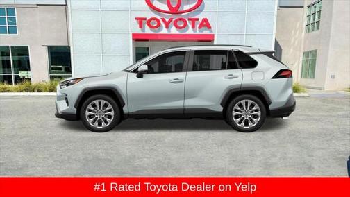 2025 Toyota RAV4 XLE Premium