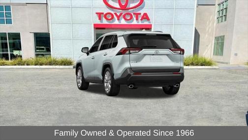 2025 Toyota RAV4 XLE Premium