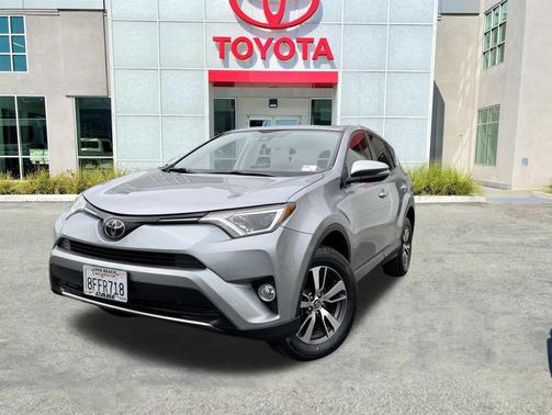 2018 Toyota RAV4 XLE