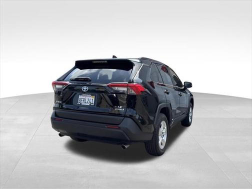 2019 Toyota RAV4 Hybrid LE